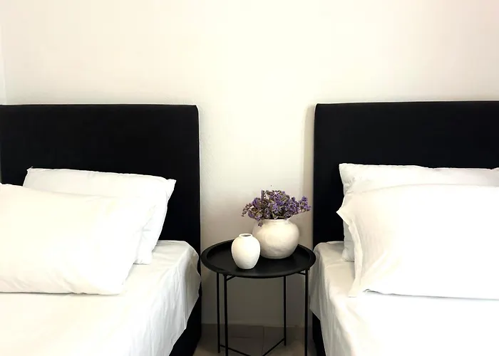 Boutique Cycladic Houses - Elegant & Private Stays Near Of The Beach *