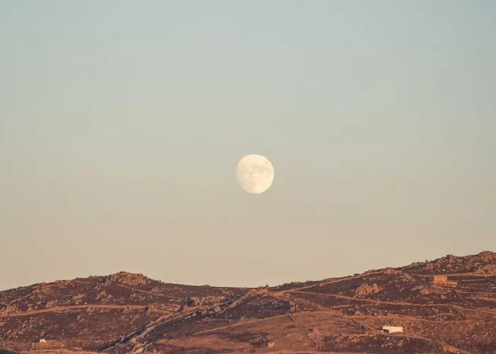 Boutique Cycladic - Elegant & Private Near Of The Apartmán *