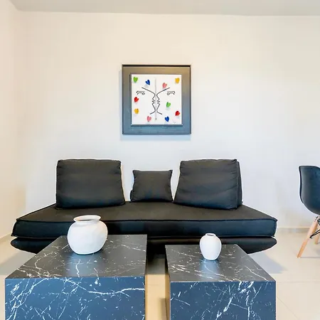 Boutique Cycladic - Elegant & Private Near Of The Appartement Merchia Beach