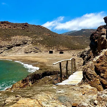 Near Of In Mykonos 公寓 Merchia Beach